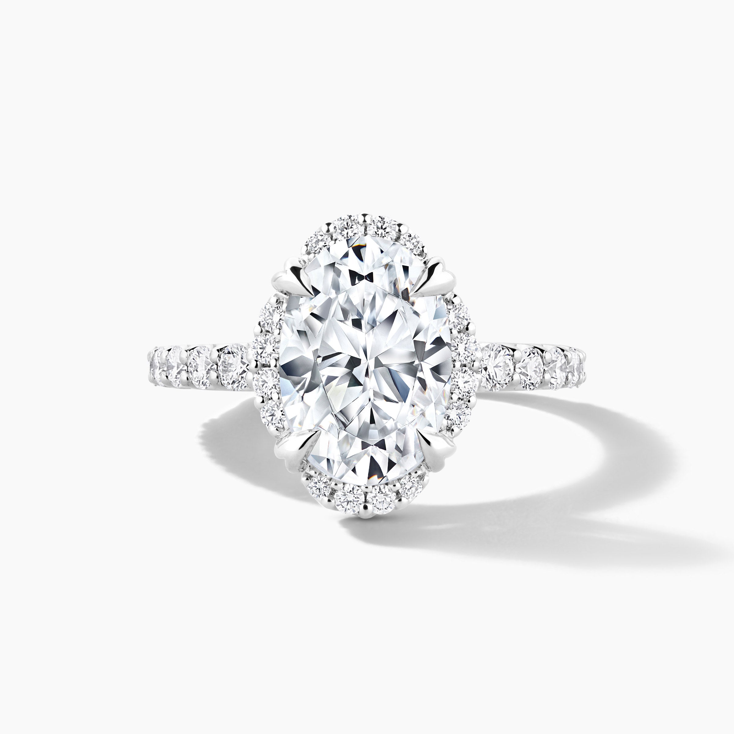 Platinum Oval Clover Halo Engagement Mounting with Diamond Band