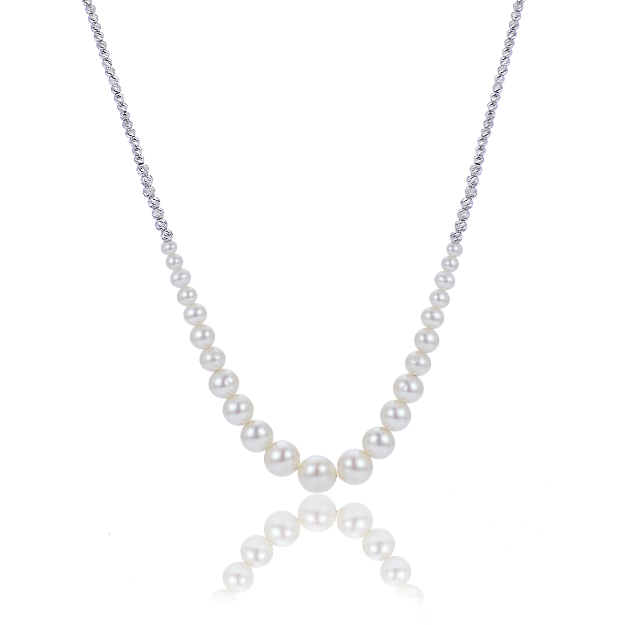 Stunning Sterling Silver Pearl Necklace with D/c Bead & Graduated Design