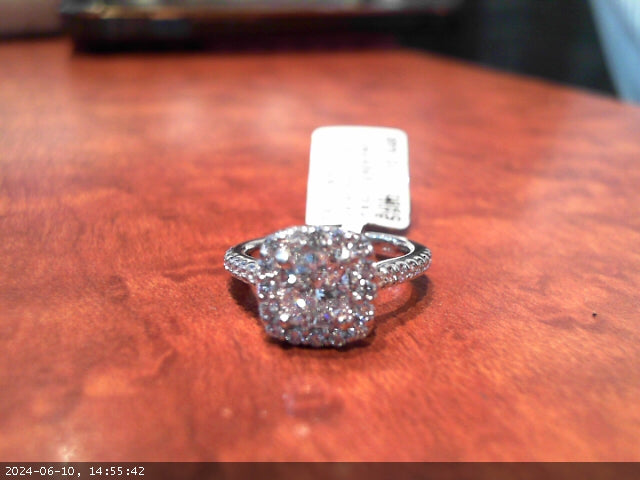 Dazzling 0.91 Carat Cushion-Cut Natural Diamond Engagement Ring in 14 Karat White Gold with 0.50 Carat Mounting