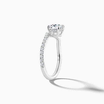 Platinum Off-Center Round Brilliant Cut Engagement Mounting with SMP Wave Shank