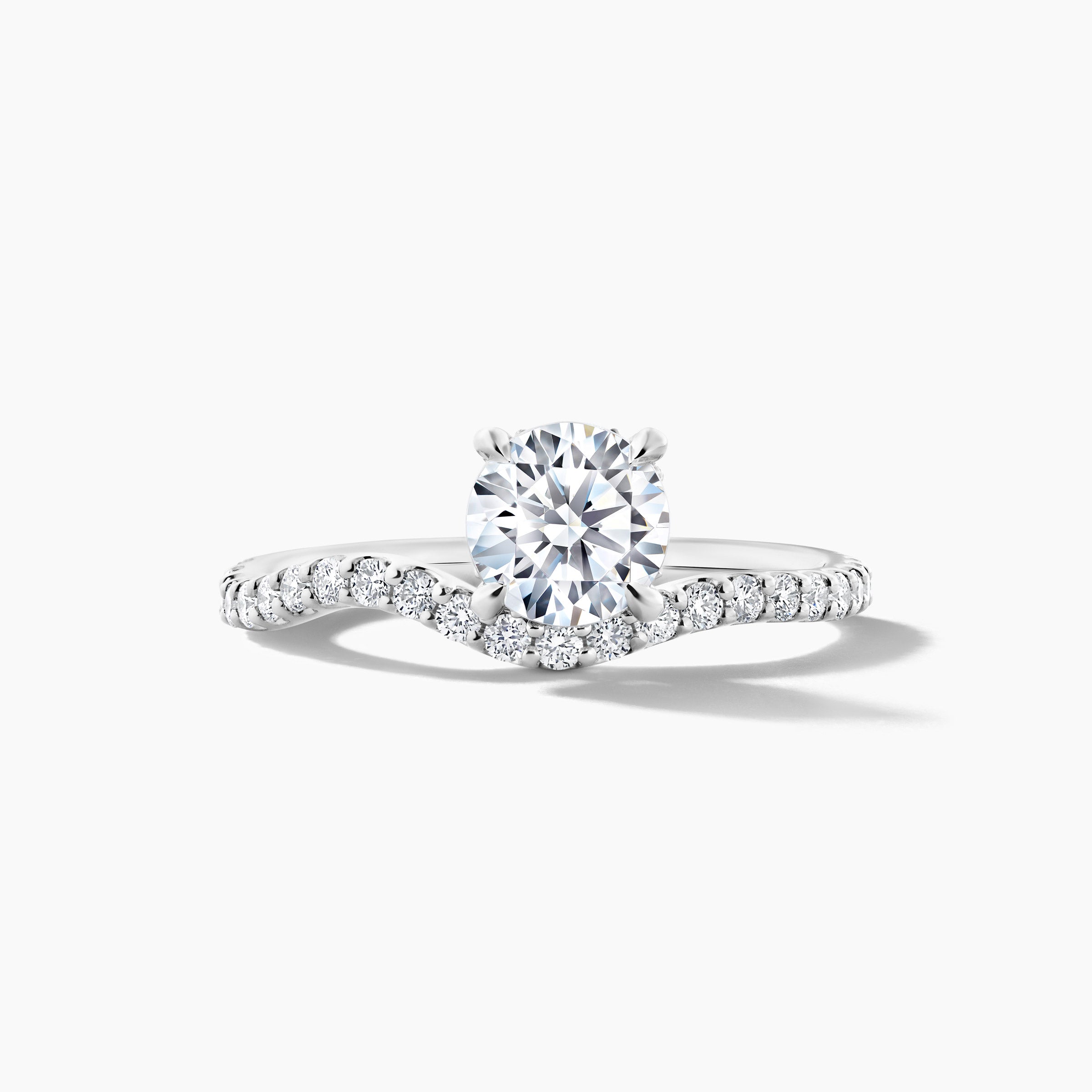 Platinum Off-Center Round Brilliant Cut Engagement Mounting with SMP Wave Shank
