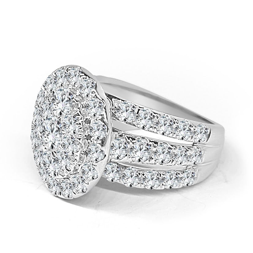 Sparkling Elegance: 18 Karat White Gold Oval Cluster Engagement Ring featuring a 4.02 carat Natural Diamond