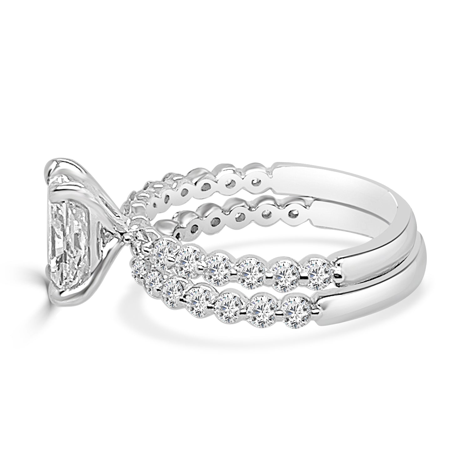 Sparkling Radiance: 1.5 Carat Lab Diamond Engagement Ring in 14 Karat White Gold