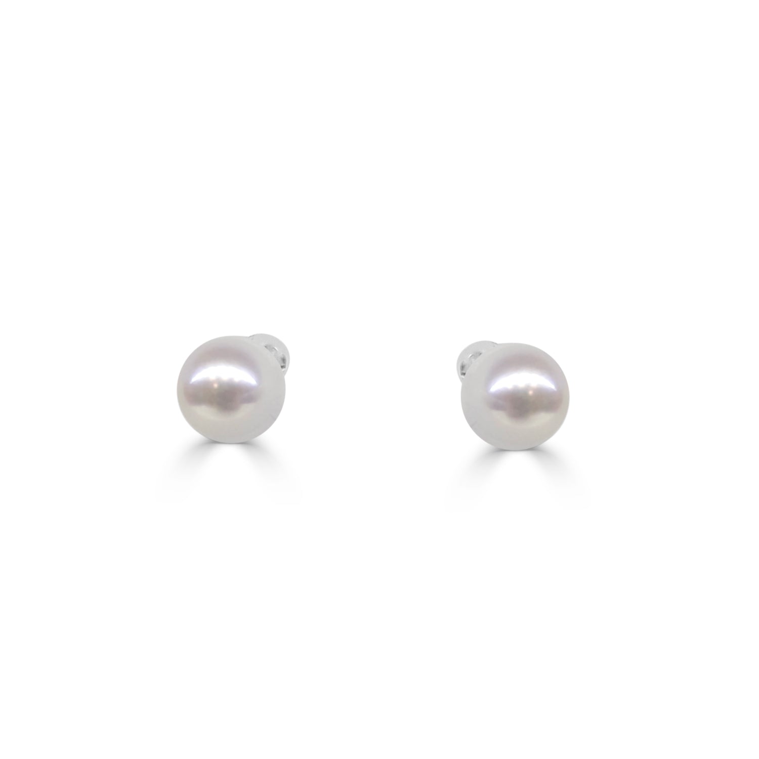 Classic Glamour: 14 Karat White Gold Pearl Earrings