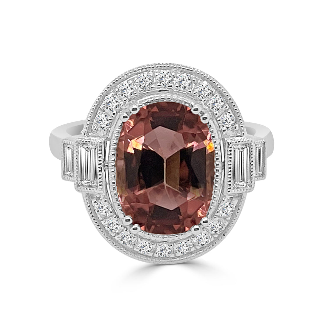 Exquisite Tourmaline 18 Karat Two-Tone Cocktail Ring - Unique Shape, 3.19 Carat