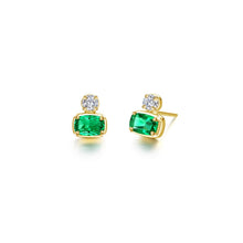 Lassaire Regal Cushion-Cut Stud Earrings in Gold-Plated Sterling Silver (1.64ct)