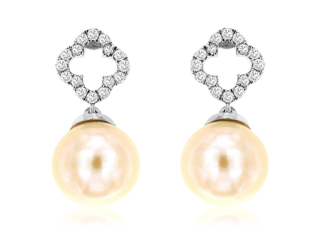 14 Karat White Gold Pearl Clover Stud Earrings