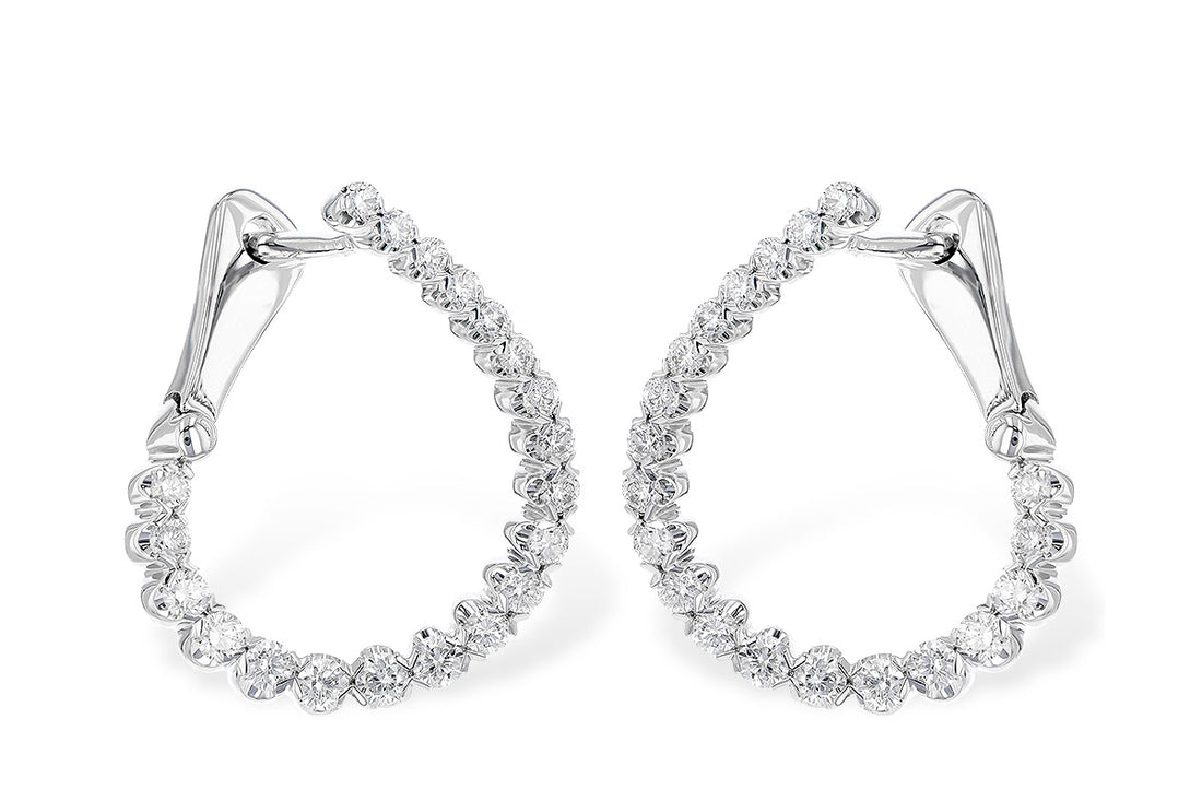 14 Karat White Gold Natural Diamond Round Shape Earrings, 0.50 Carat
