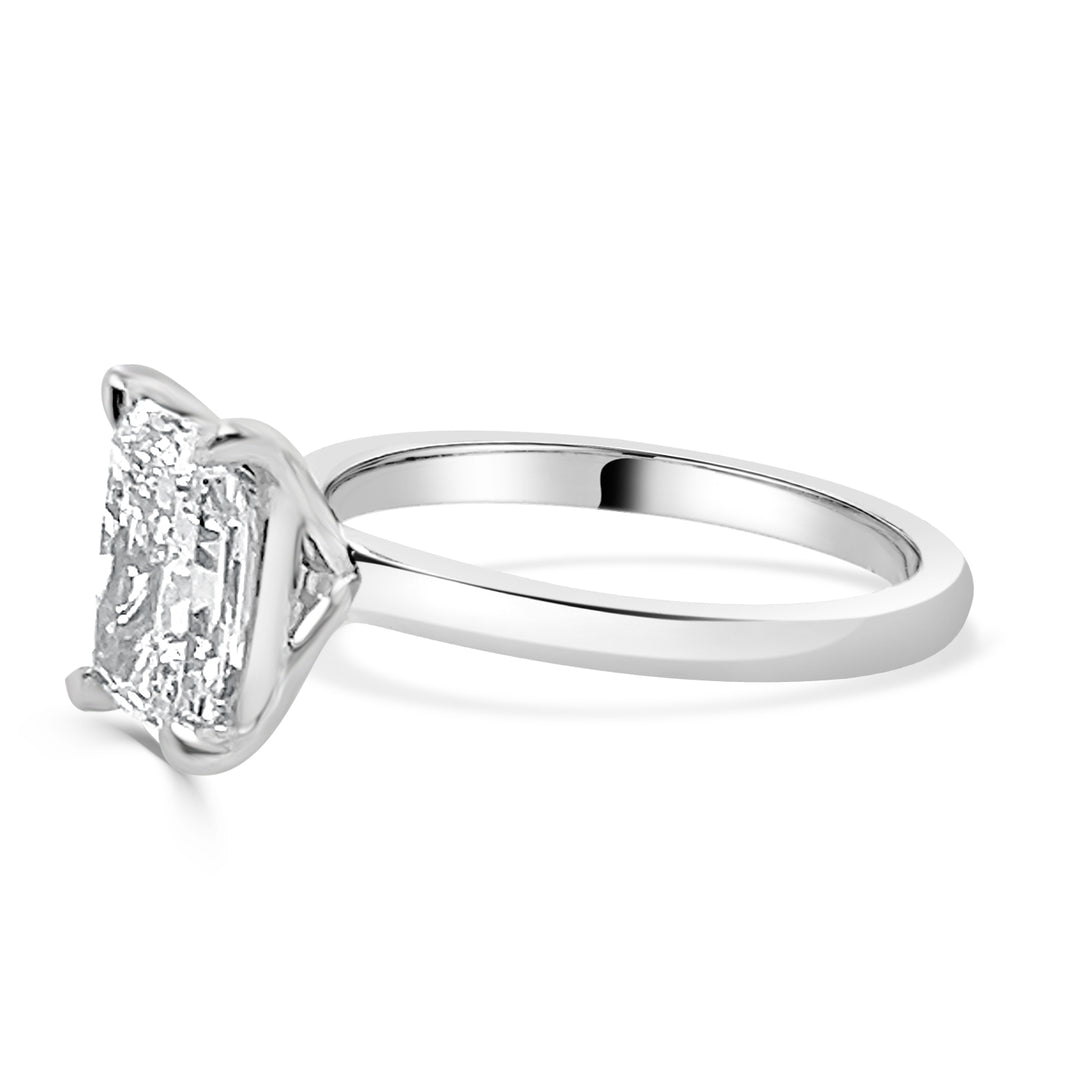 Radiant Reflections: 14 Karat White Gold Engagement Ring with Lab Diamond in Radiant Shape