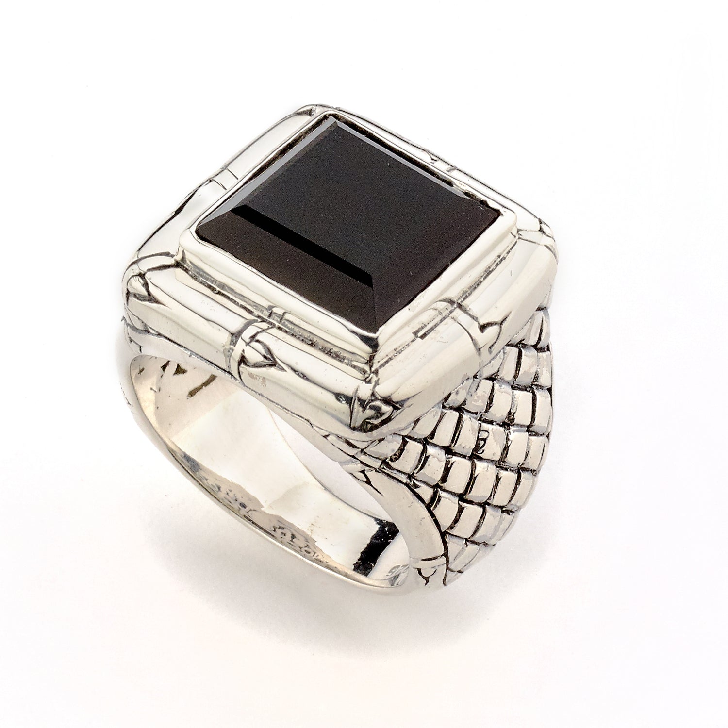 Silver Onyx Woven Shank Ring: Stunning Sterling Silver Band with Intricate Woven Design and Elegant Onyx Stone