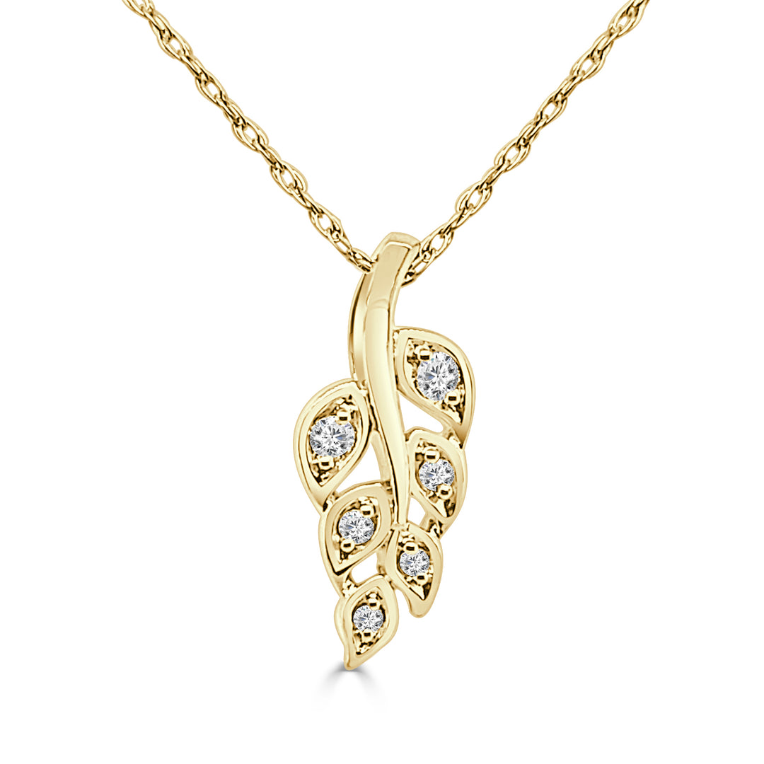 Nature's Beauty: 10 Karat Yellow Gold Leaf Necklace with Natural Diamond