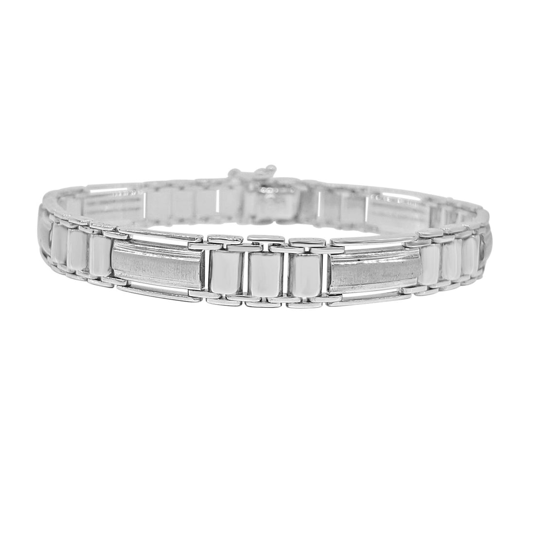 Elegant Elegance: 14 Karat White Gold Bracelet