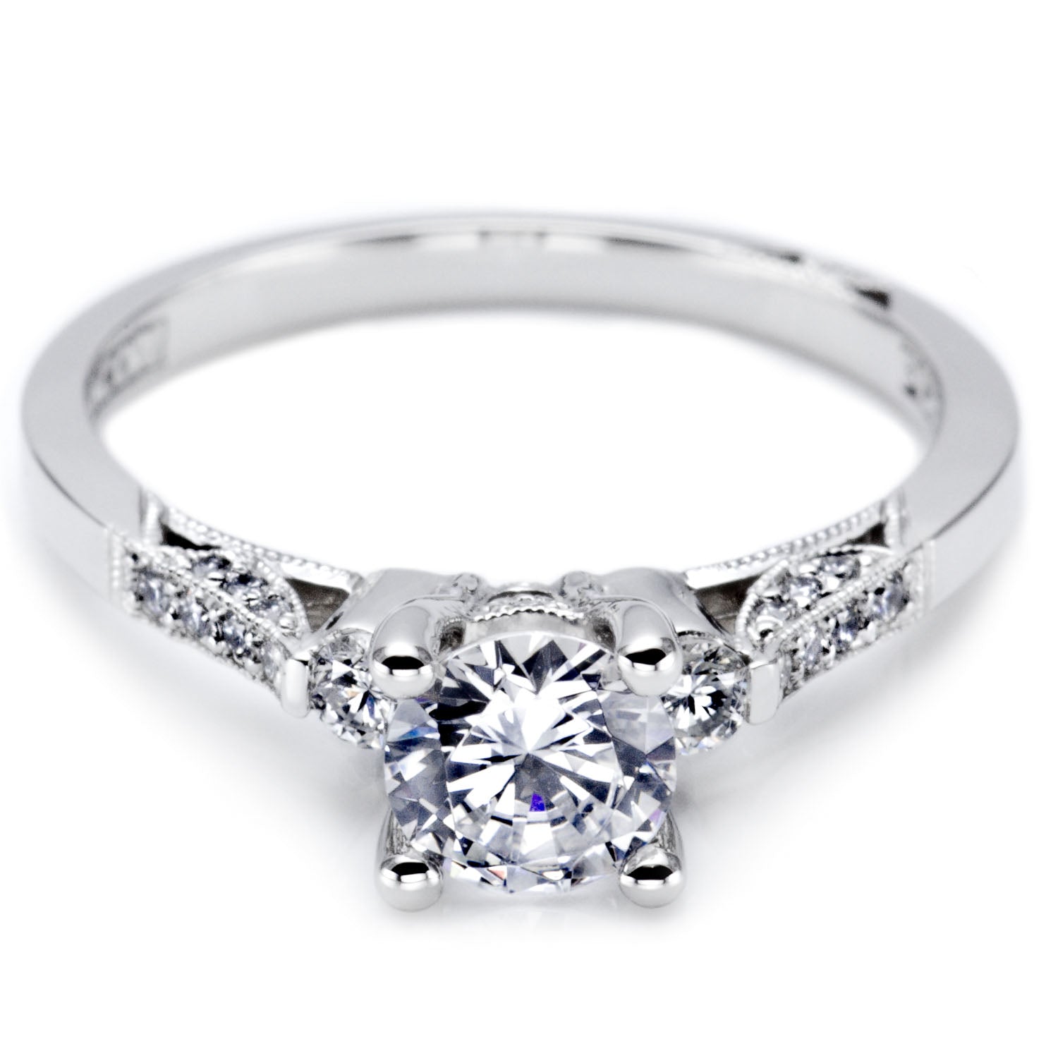 Platinum Engagement Mounting - Exquisite Design for Your Perfect Proposal