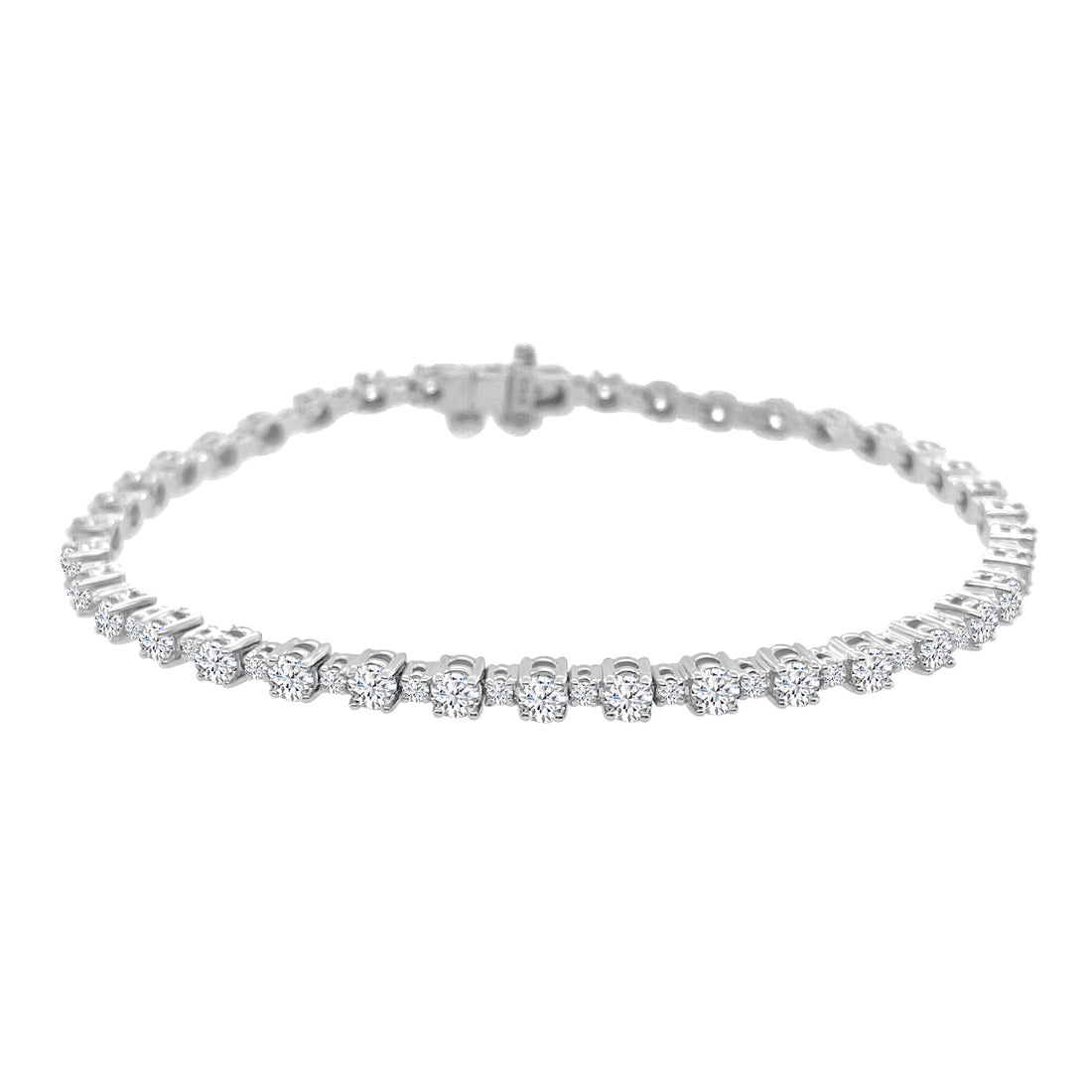 Dazzling Brilliance: 14 Karat White Gold Diamond Bracelet - 2.97 Carat