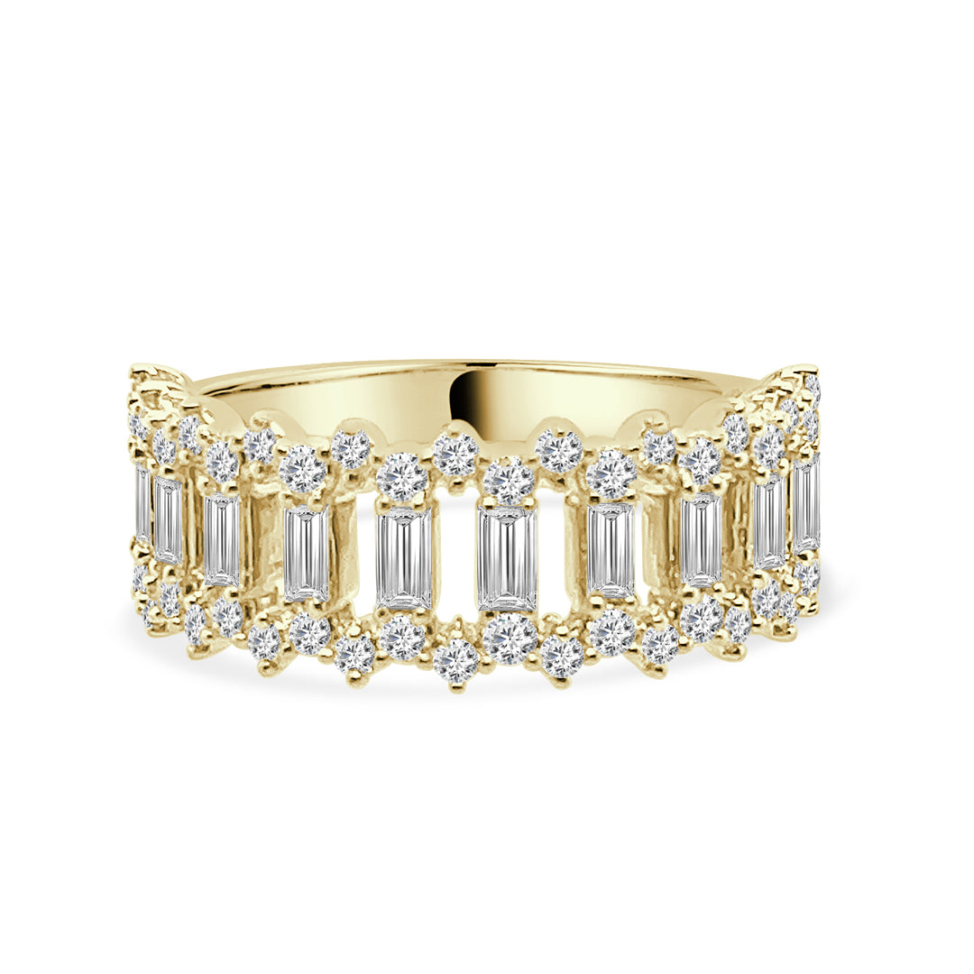 Regal Radiance: Baguette and Round Diamond 14K Yellow Gold Ring with Natural Diamonds