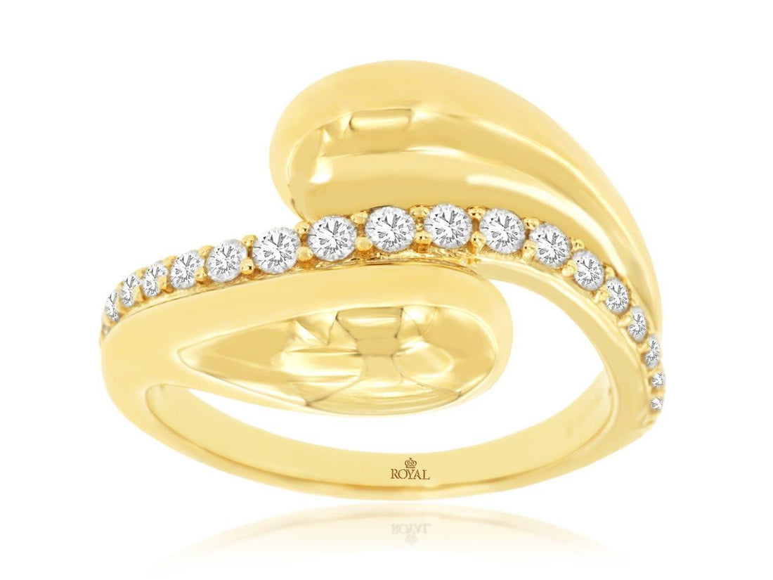 14 Karat Yellow Gold Ladies Round Shape Natural Diamond Ring - Only Diamond