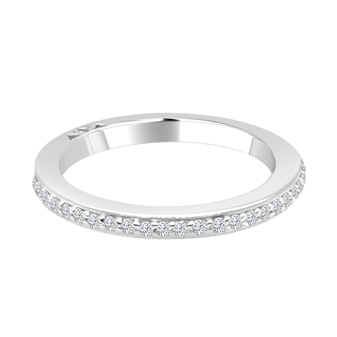 Stunning Tacori 18 Karat White Gold Wedding Band with Sparkling Natural Diamonds