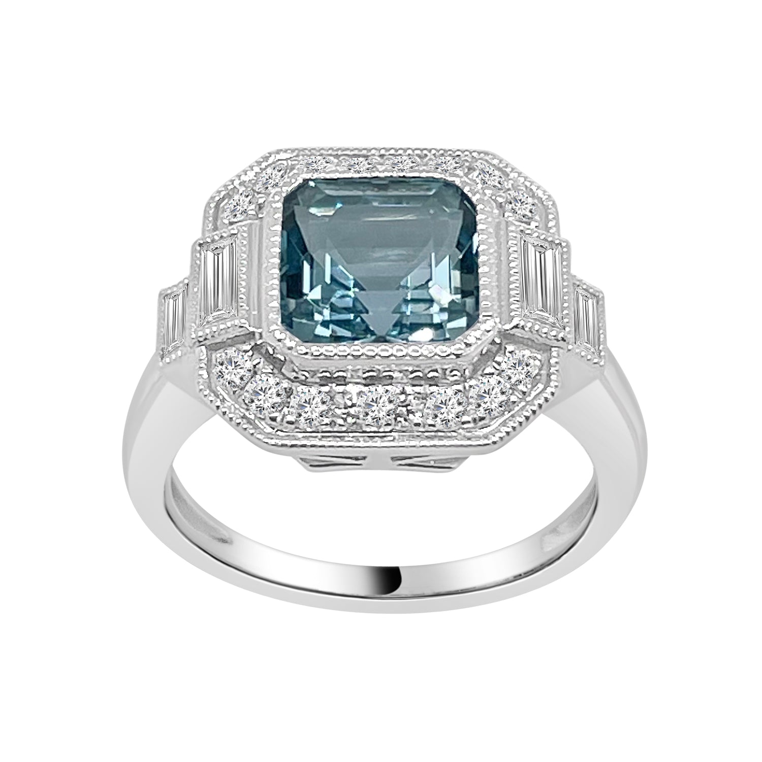 Vintage 18 Karat White Gold Aquamarine Ring - Stunning 2.27 Carat Gemstone