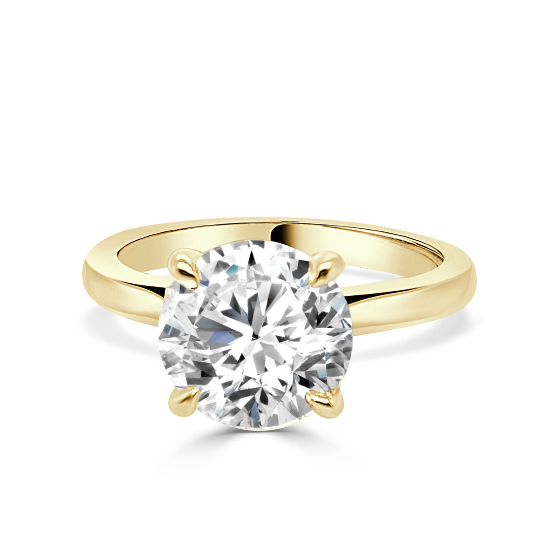 Timeless Love: 14 Karat Yellow Gold Round Shape Engagement Ring with Lab Diamond