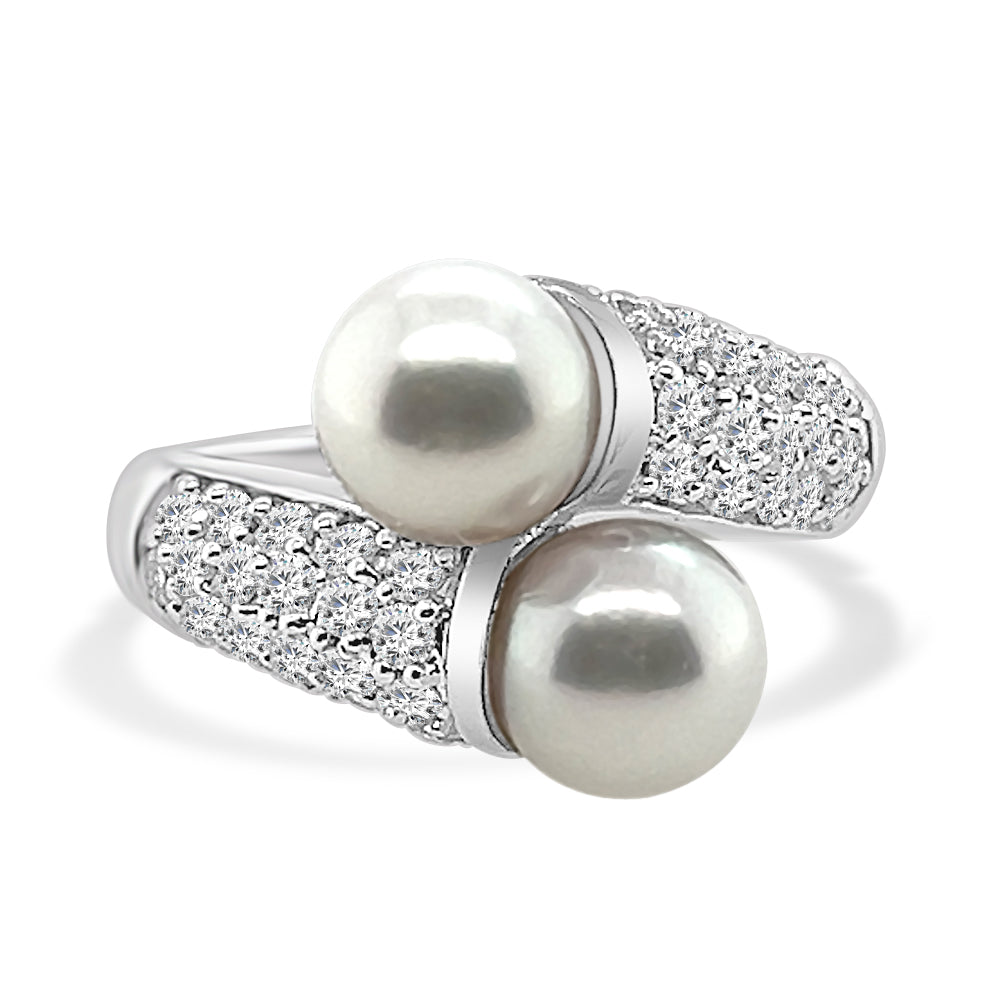 14 Karat White Gold Diamond and Pearl Ring