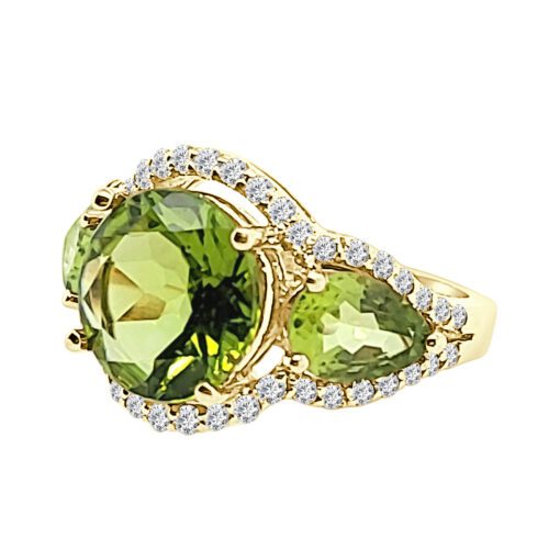 Rnd Ctr With Pear Sides 4.40 Carat Round Ring