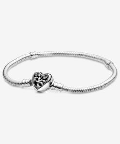 Family Tree Heart Clasp Snake Bracelet