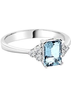Ladies 1.00 Carat Emerald Ring